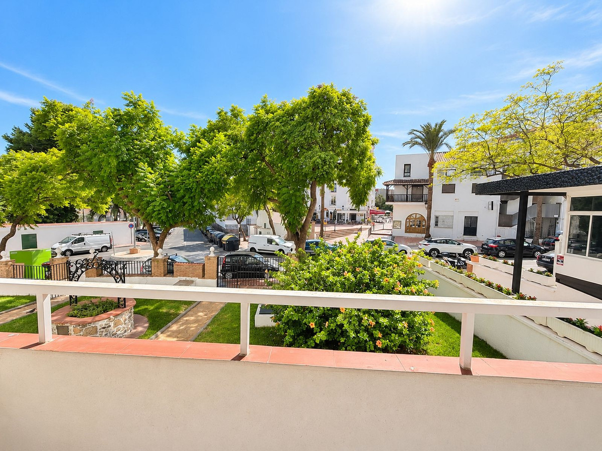 Appartement te koop in Benalmadena Costa | 2 slaapkamers H5481436