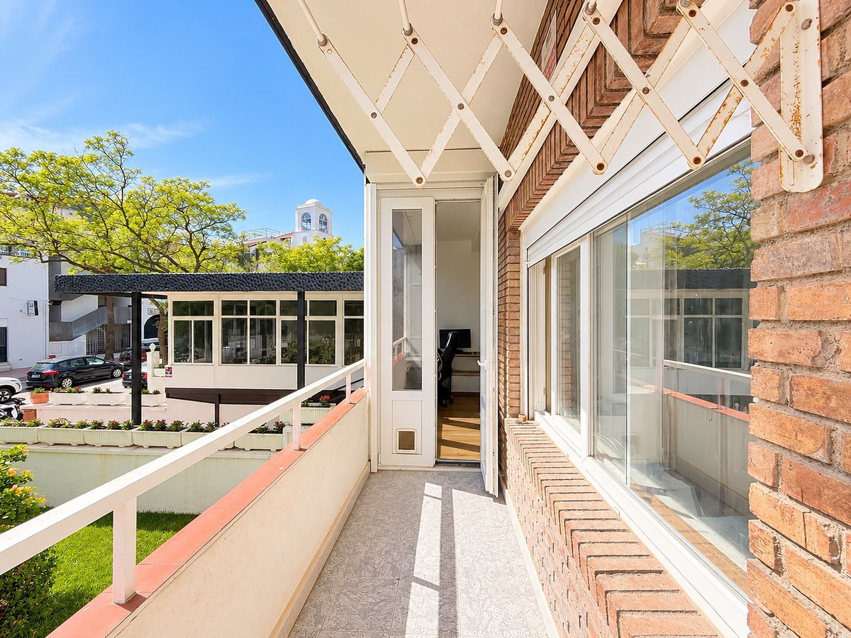 Appartement te koop in Benalmadena Costa | 2 slaapkamers H5481436