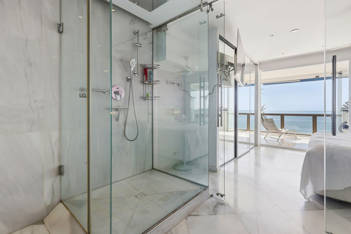 Appartement te koop in Benalmadena Costa | 2 slaapkamers H5484475