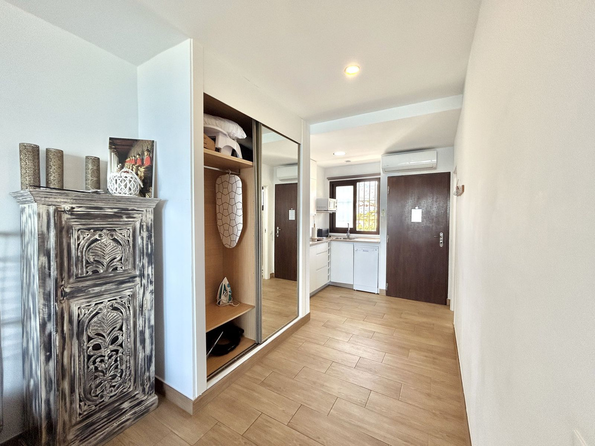 Appartement te koop in Benalmadena Costa | 1 slaapkamers H5510272
