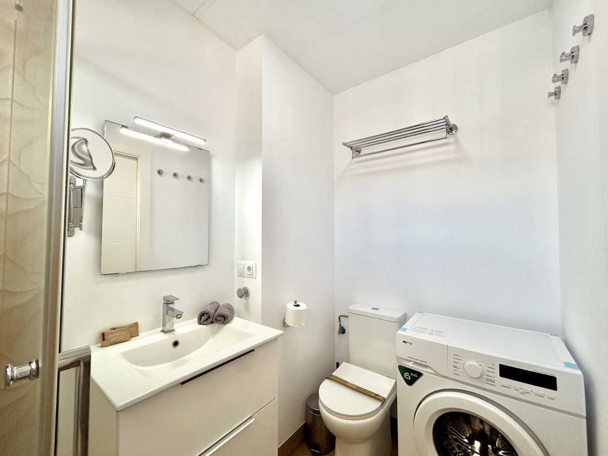Appartement te koop in Benalmadena Costa | 1 slaapkamers H5510272