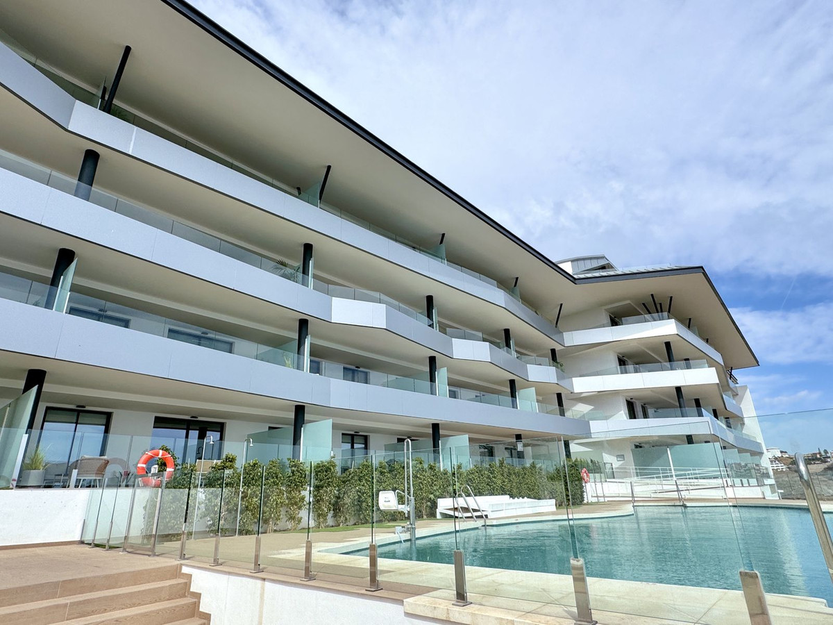 Appartement te koop in Benalmadena Costa | 2 slaapkamers H5516965