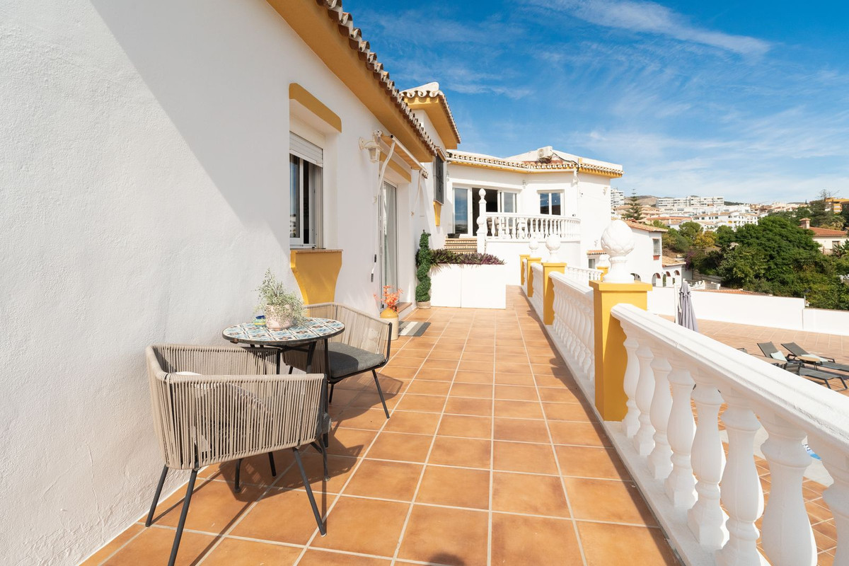 Appartement te koop in Benalmadena Costa | 5 slaapkamers H5526418