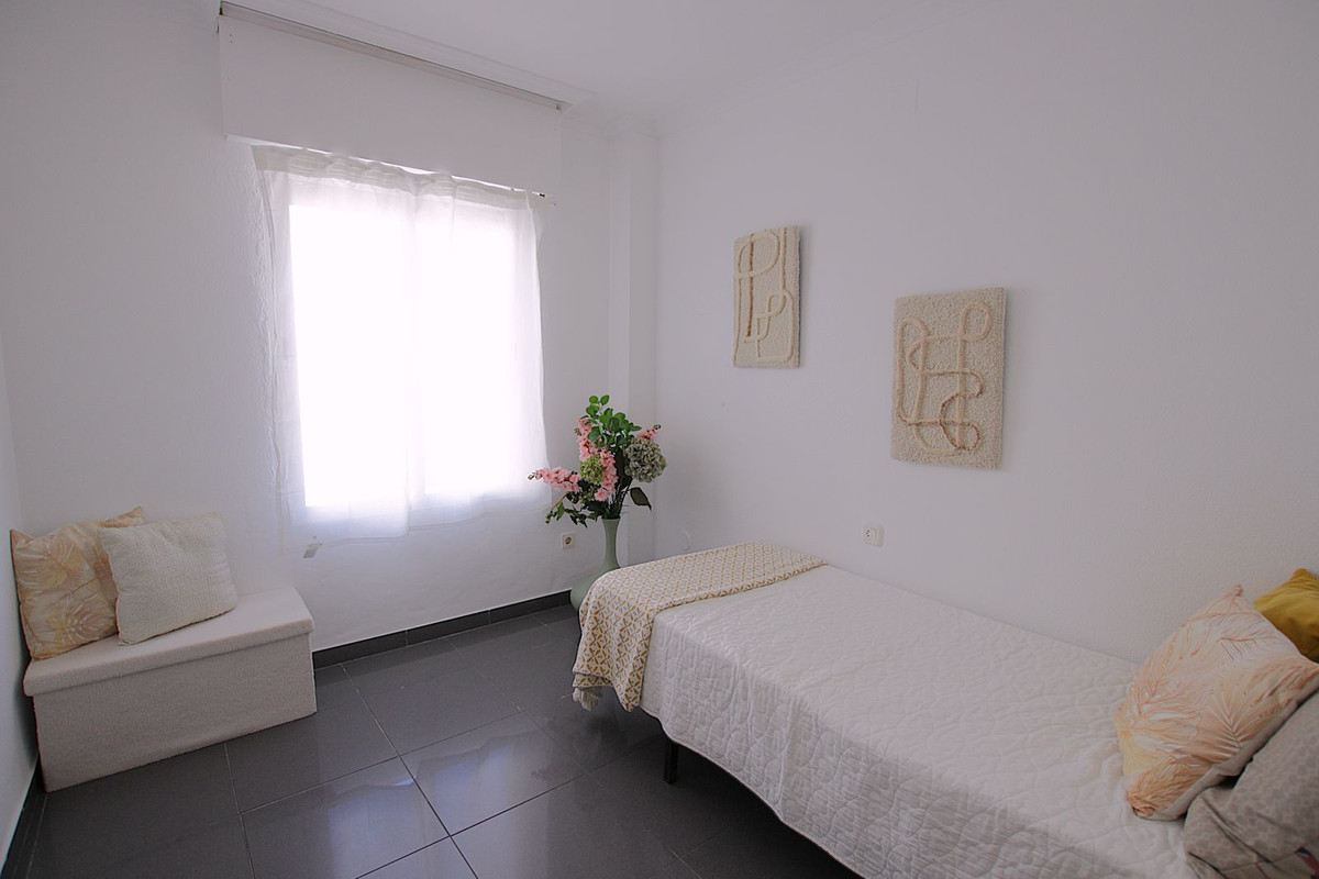 Appartement te koop in Benalmadena Costa | 2 slaapkamers H5530189