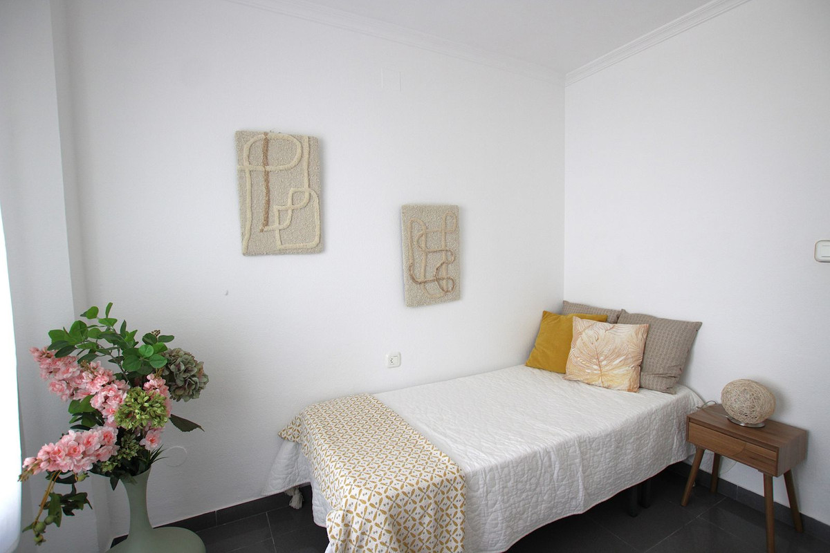 Appartement te koop in Benalmadena Costa | 2 slaapkamers H5530189