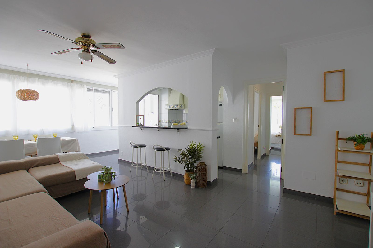 Appartement te koop in Benalmadena Costa | 2 slaapkamers H5530189