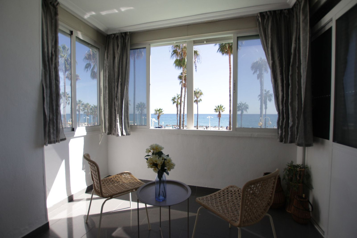 Appartement te koop in Benalmadena Costa | 2 slaapkamers H5530189
