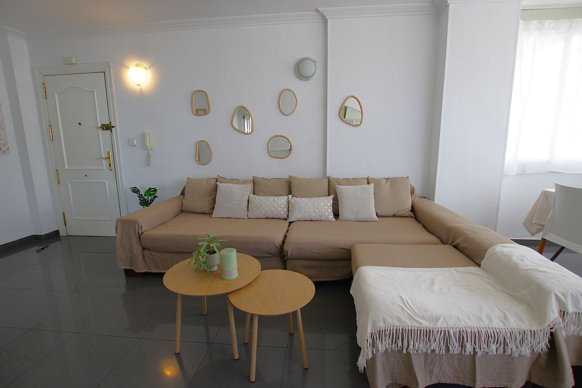 Appartement te koop in Benalmadena Costa | 2 slaapkamers H5530189