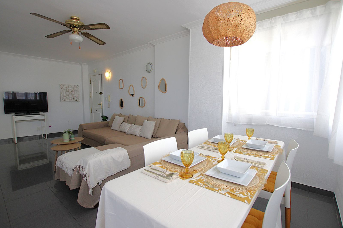 Appartement te koop in Benalmadena Costa | 2 slaapkamers H5530189