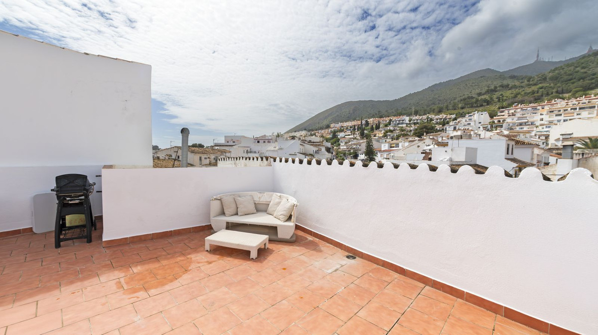 Bovenverdieping Appartement in Benalmadena Pueblo-1