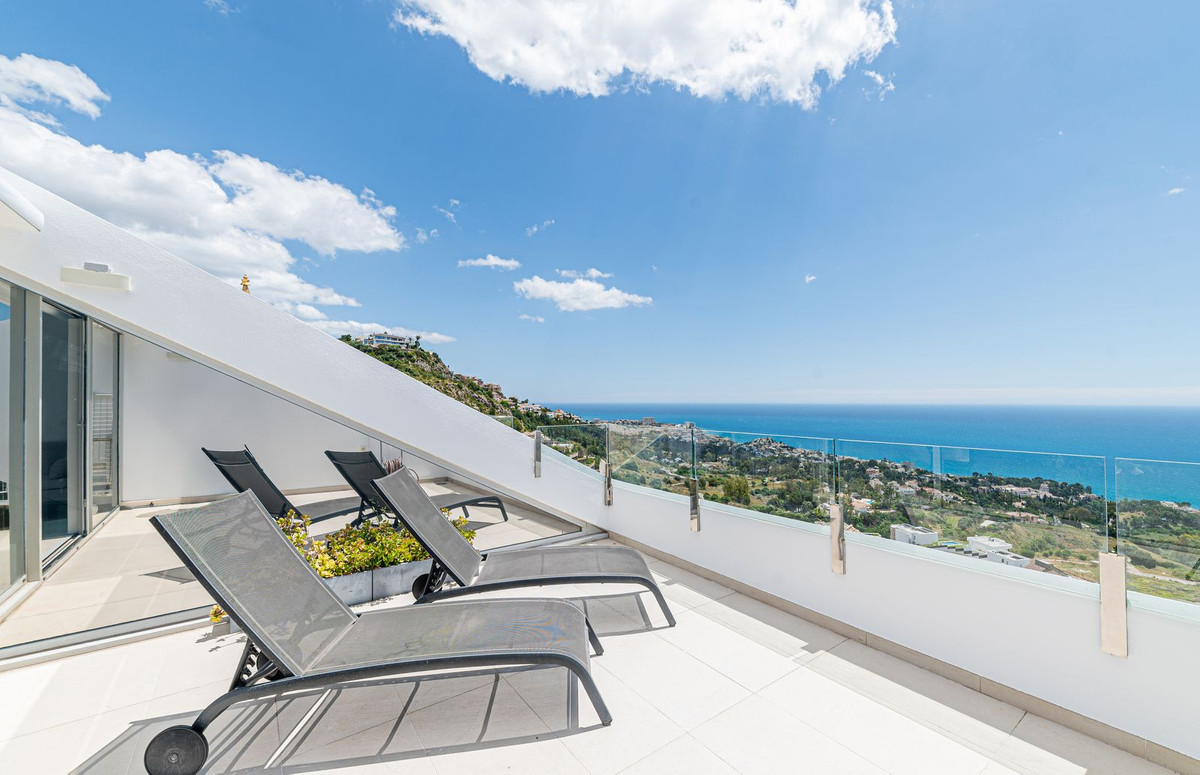 Appartement te koop in Benalmadena Pueblo | 3 slaapkamers H5370205