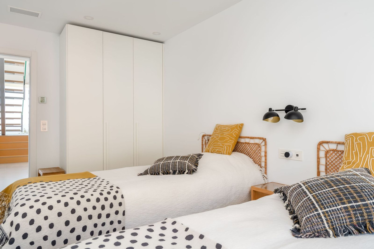 Property main view 30