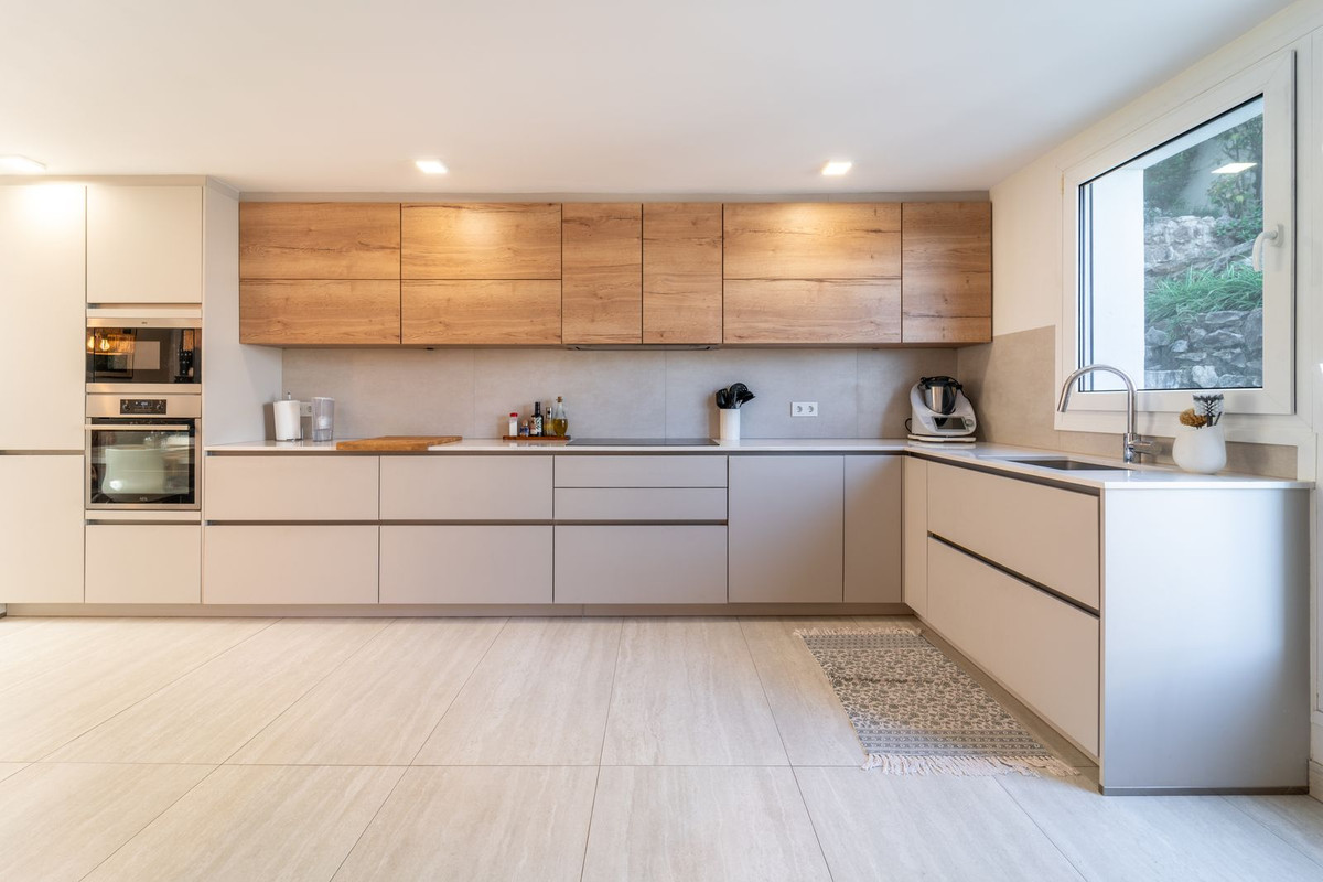 Property main view 32