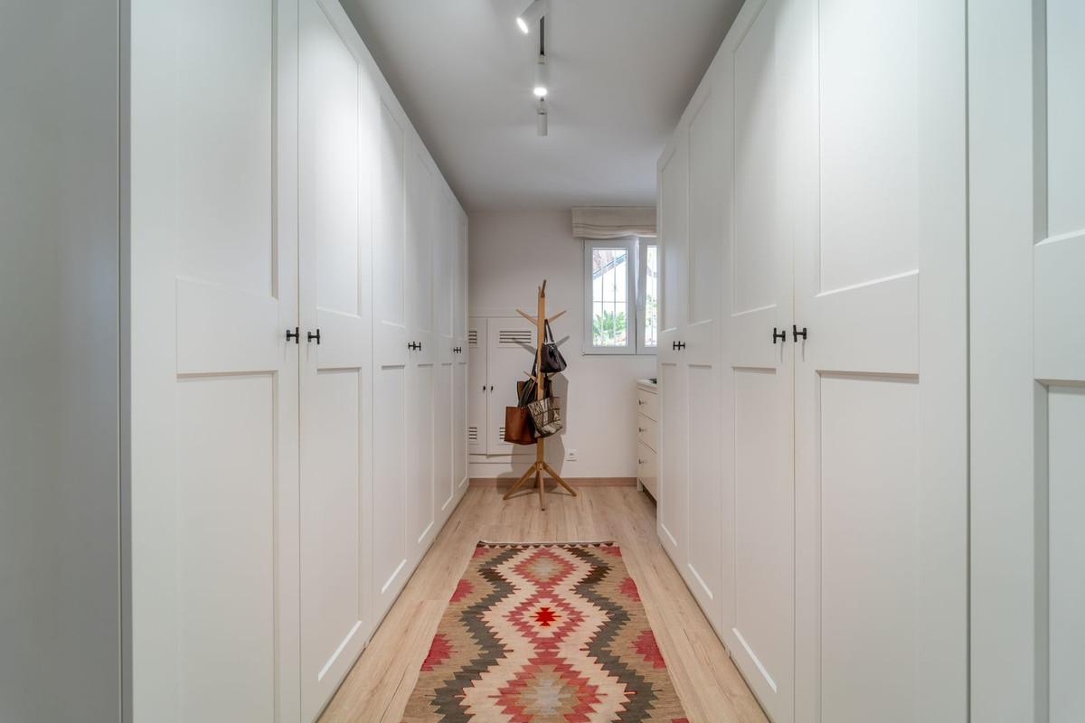 Property main view 40