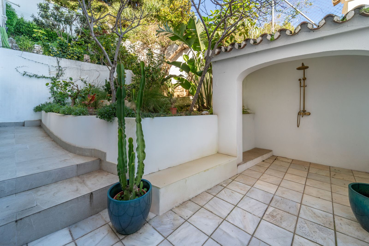 Property main view 48