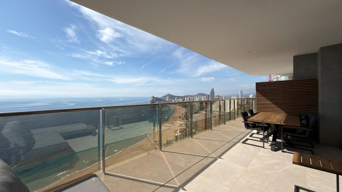 Penthouse te koop in Benidorm | 3 slaapkamers H5337574