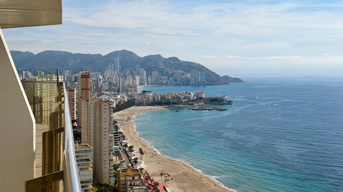 Penthouse te koop in Benidorm | 3 slaapkamers H5337574
