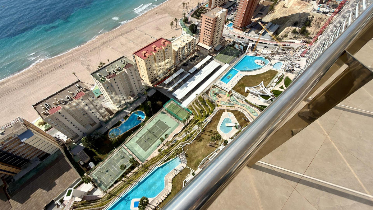 Penthouse te koop in Benidorm | 3 slaapkamers H5337574