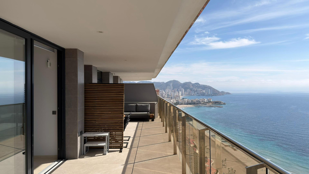 Penthouse te koop in Benidorm | 3 slaapkamers H5337574