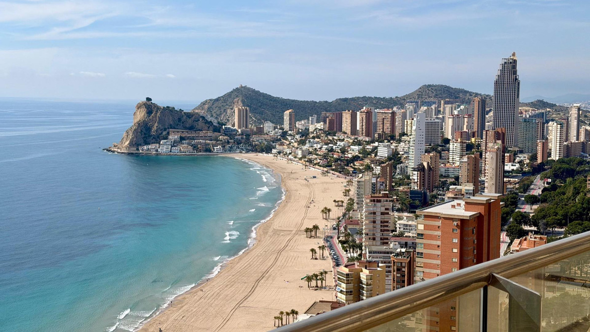 Penthouse te koop in Benidorm | 3 slaapkamers H5337574