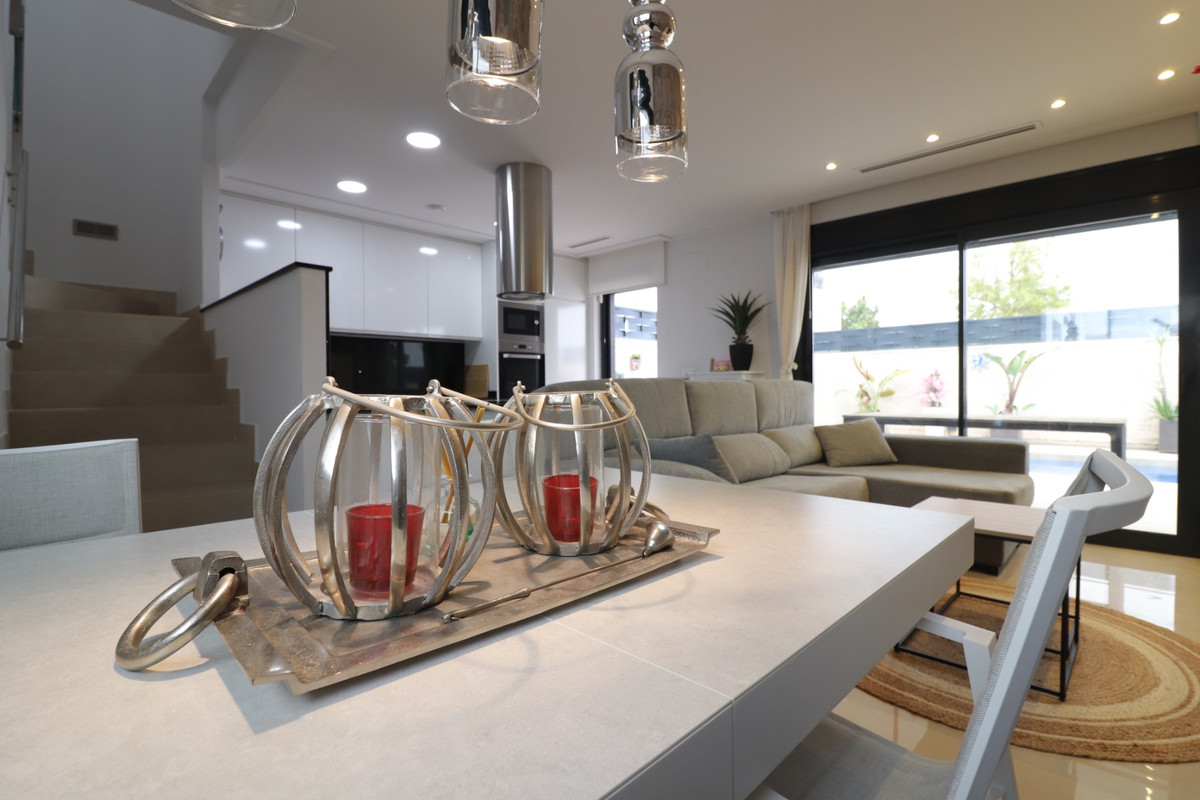 Huis te koop in Benijofar | 3 slaapkamers H5325556