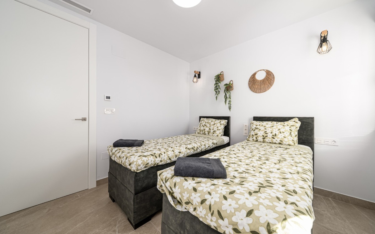 Penthouse te koop in Benijofar | 2 slaapkamers H5380804