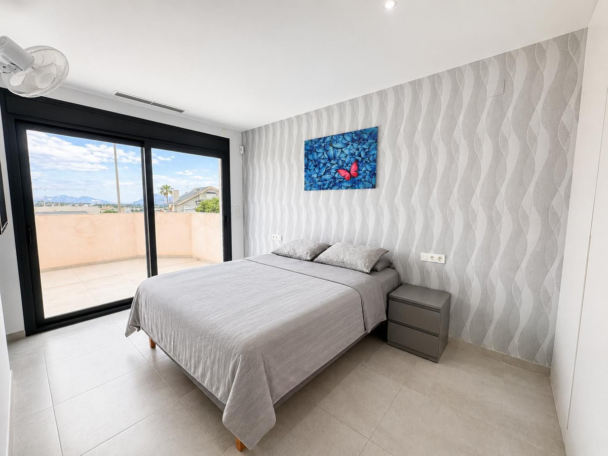 Huis te koop in Benijofar | 4 slaapkamers H5397652