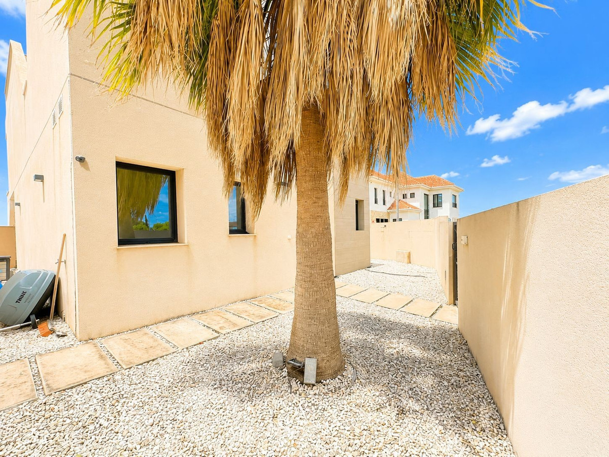Huis te koop in Benijofar | 4 slaapkamers H5397652