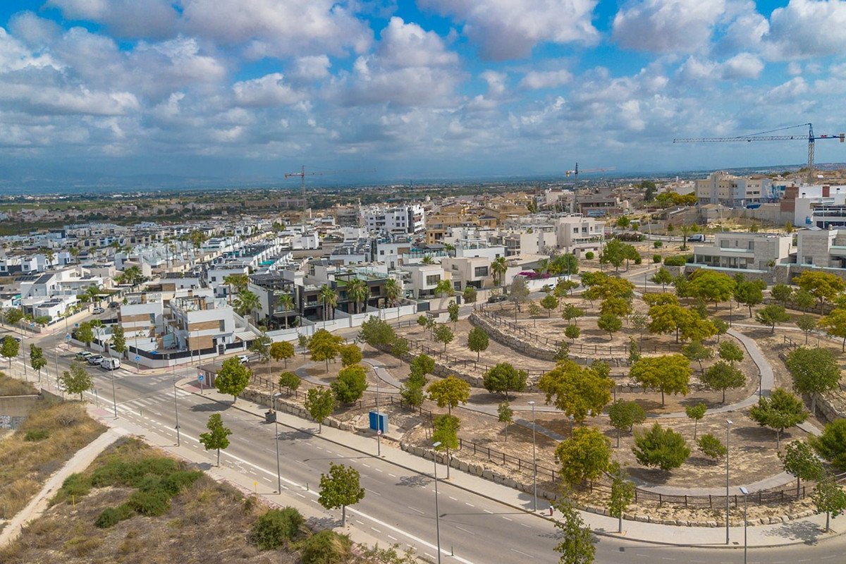Property main view 37