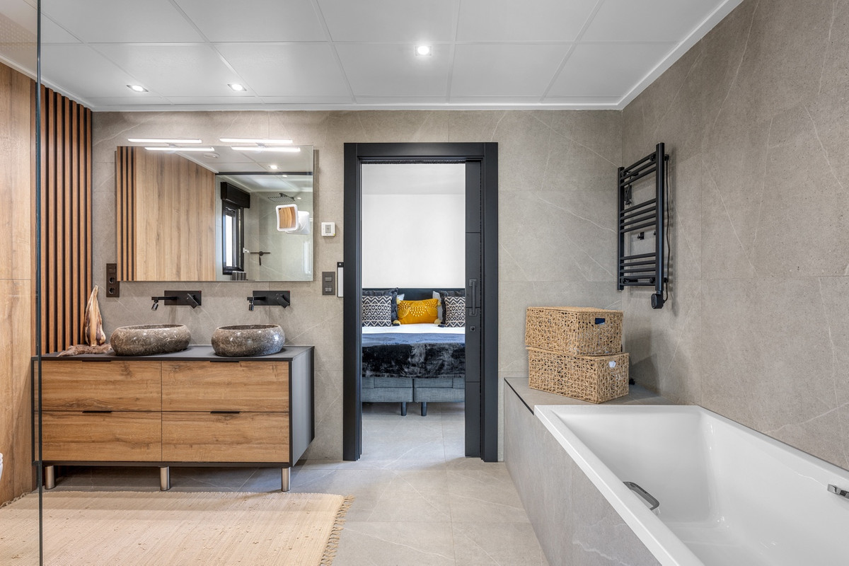 Property main view 43
