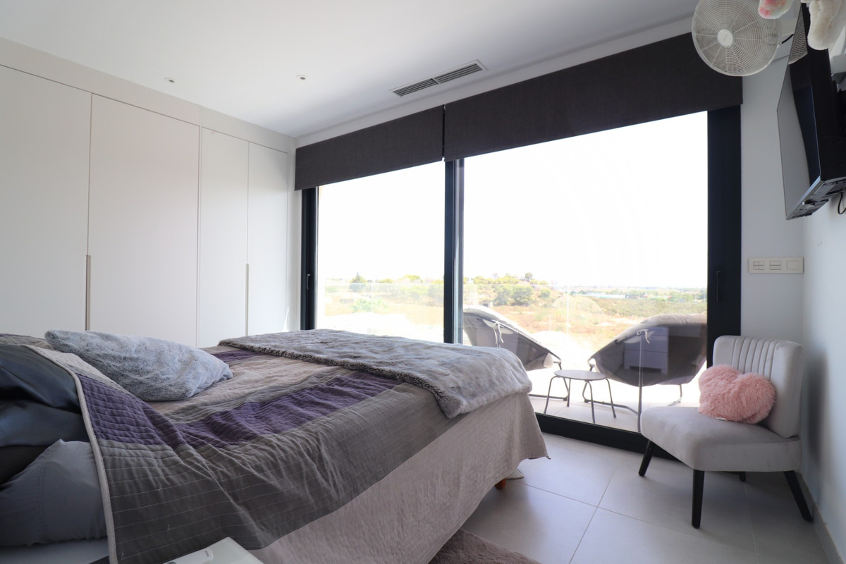 Appartement te koop in Benijofar | 4 slaapkamers H5461153