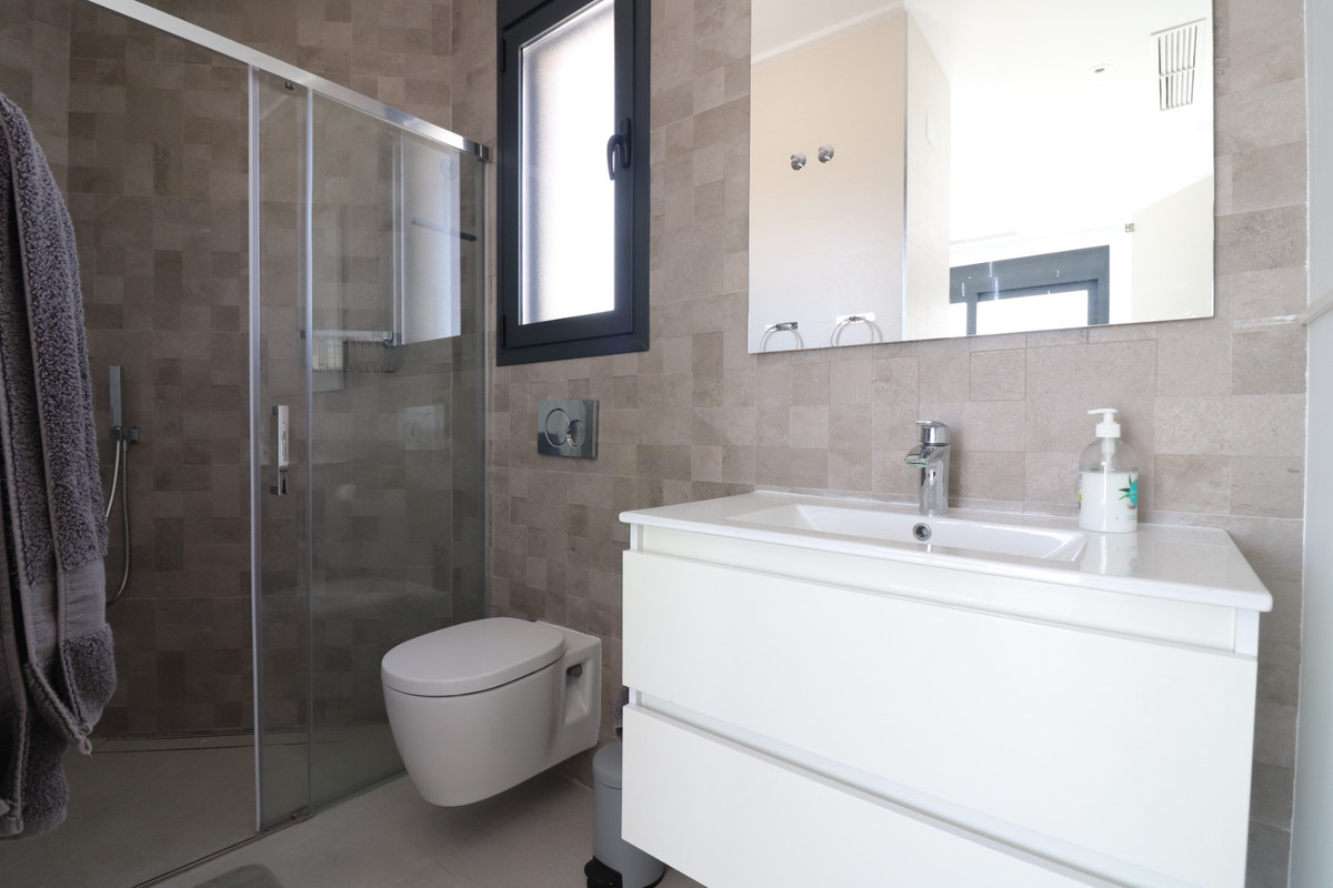 Appartement te koop in Benijofar | 4 slaapkamers H5461153