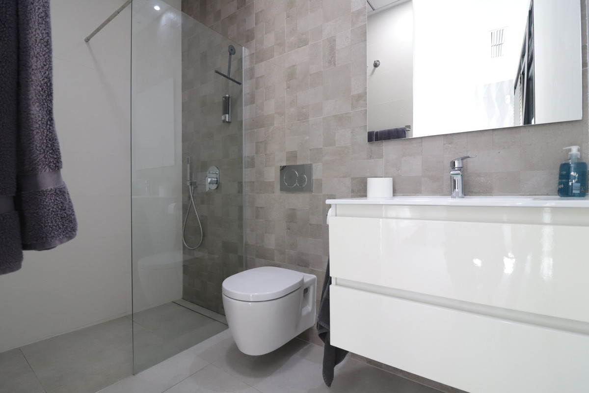 Appartement te koop in Benijofar | 4 slaapkamers H5461153