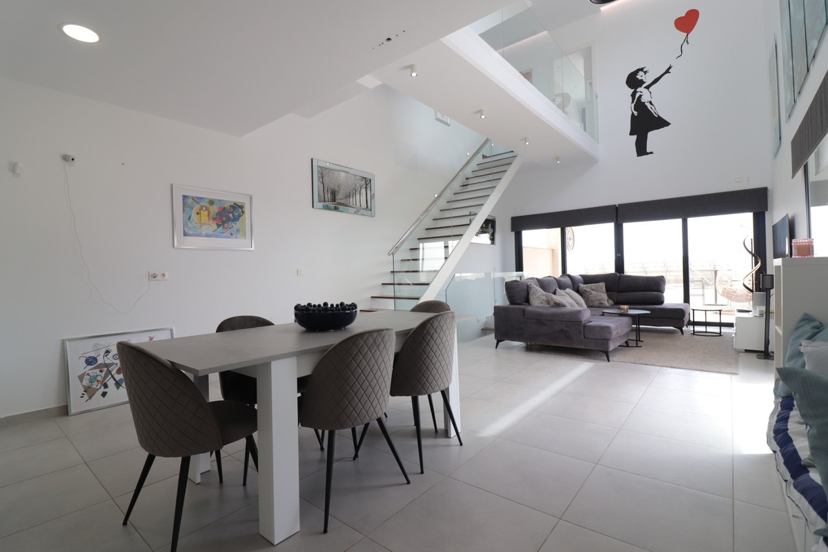 Appartement te koop in Benijofar | 4 slaapkamers H5461153