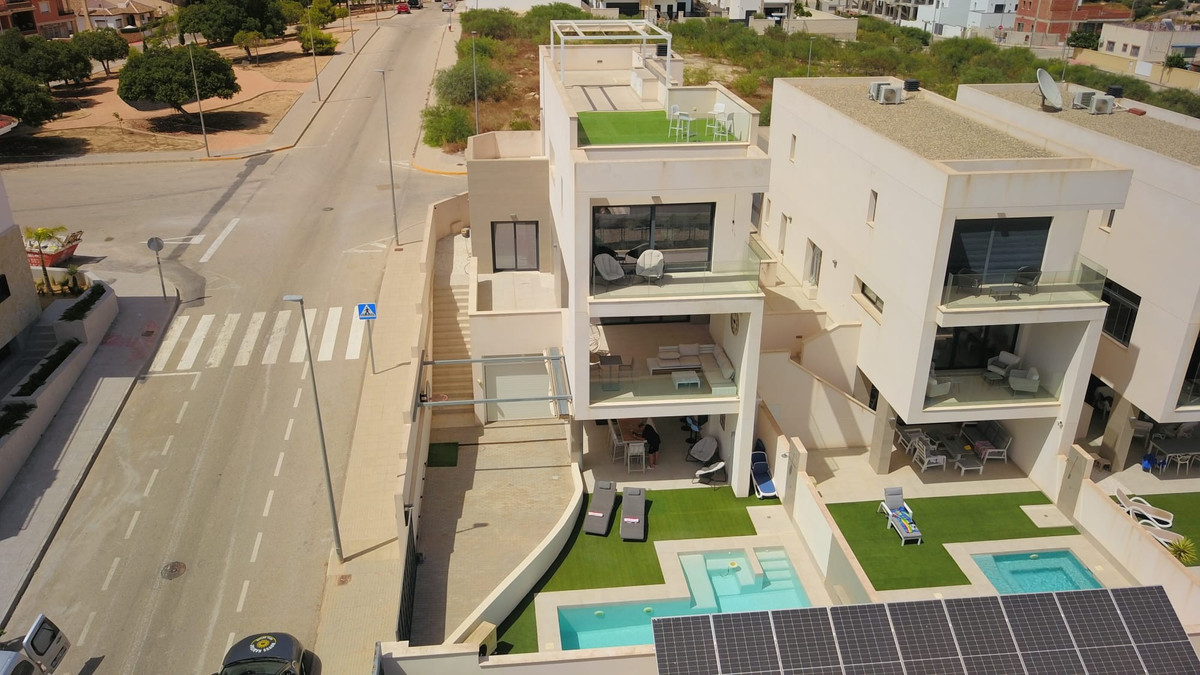 Huis te koop in Benijofar | 4 slaapkamers H5461153