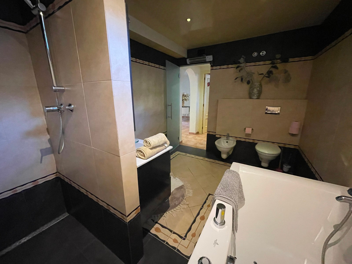 Huis te koop in Benimar | 5 slaapkamers H5256538