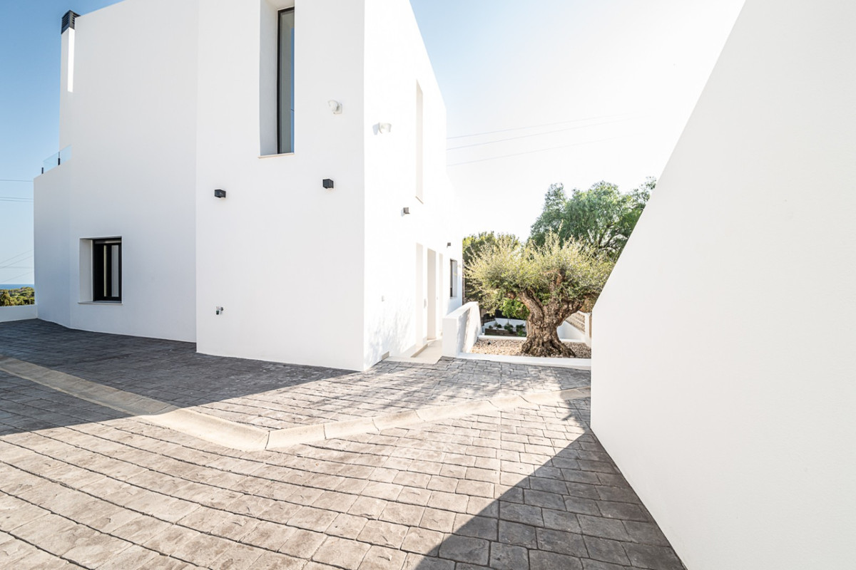 Property main view 36