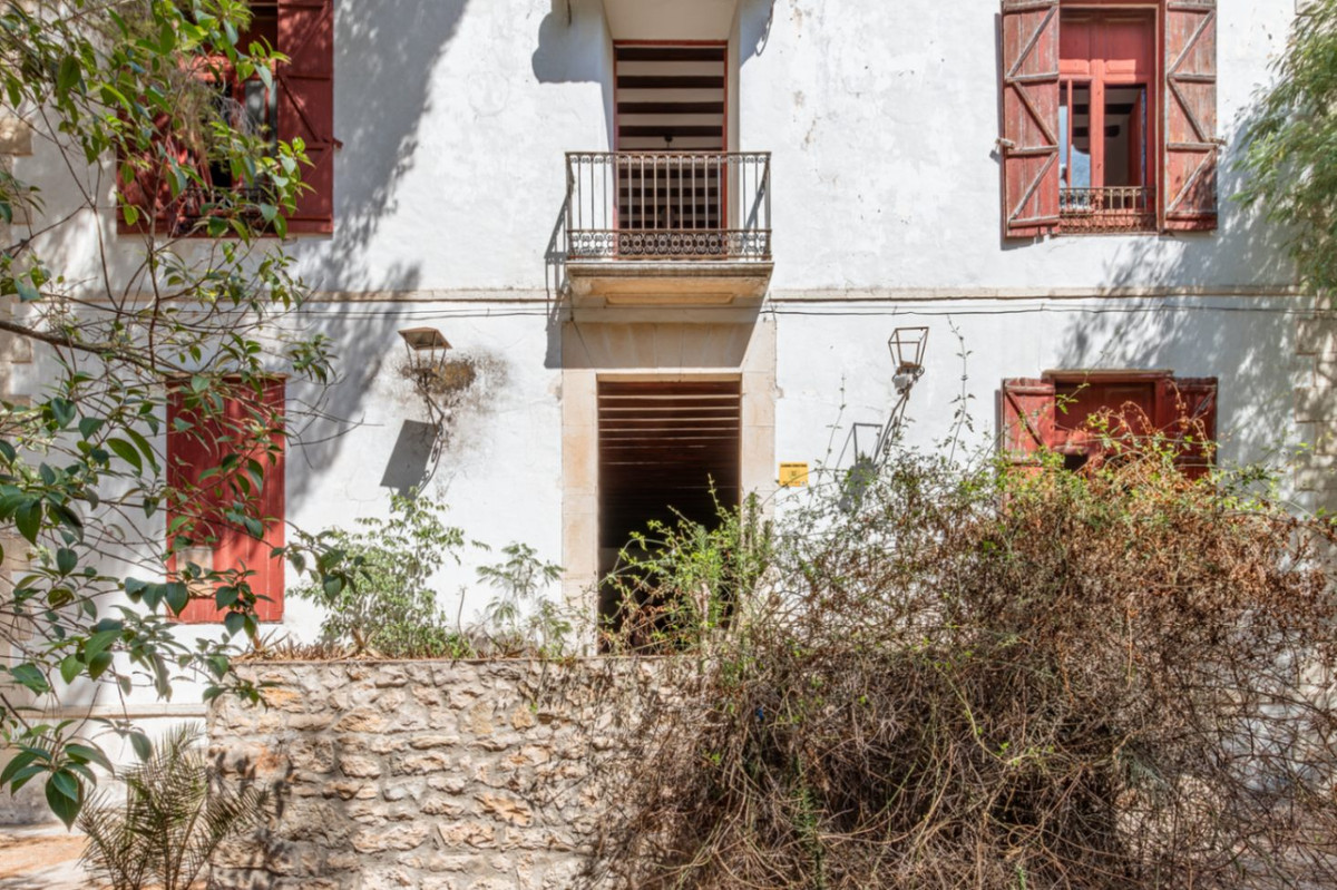 Property main view 44