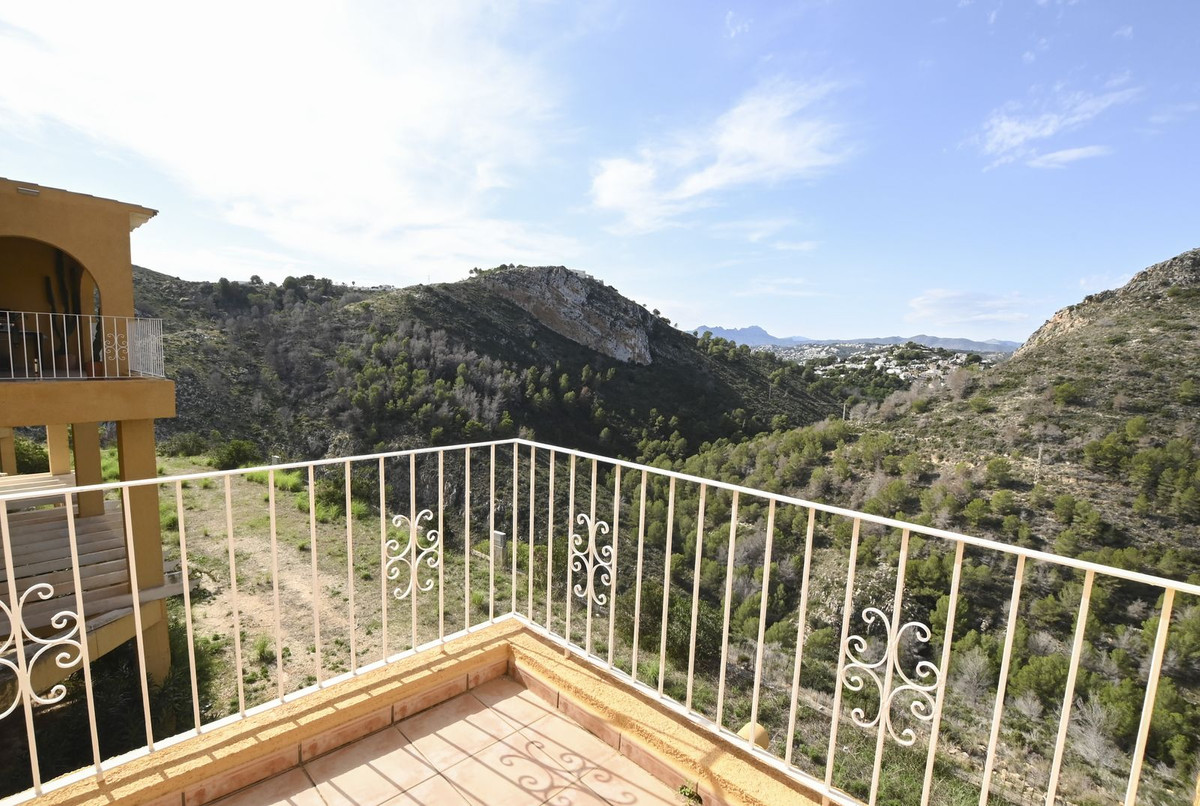 Property main view 4