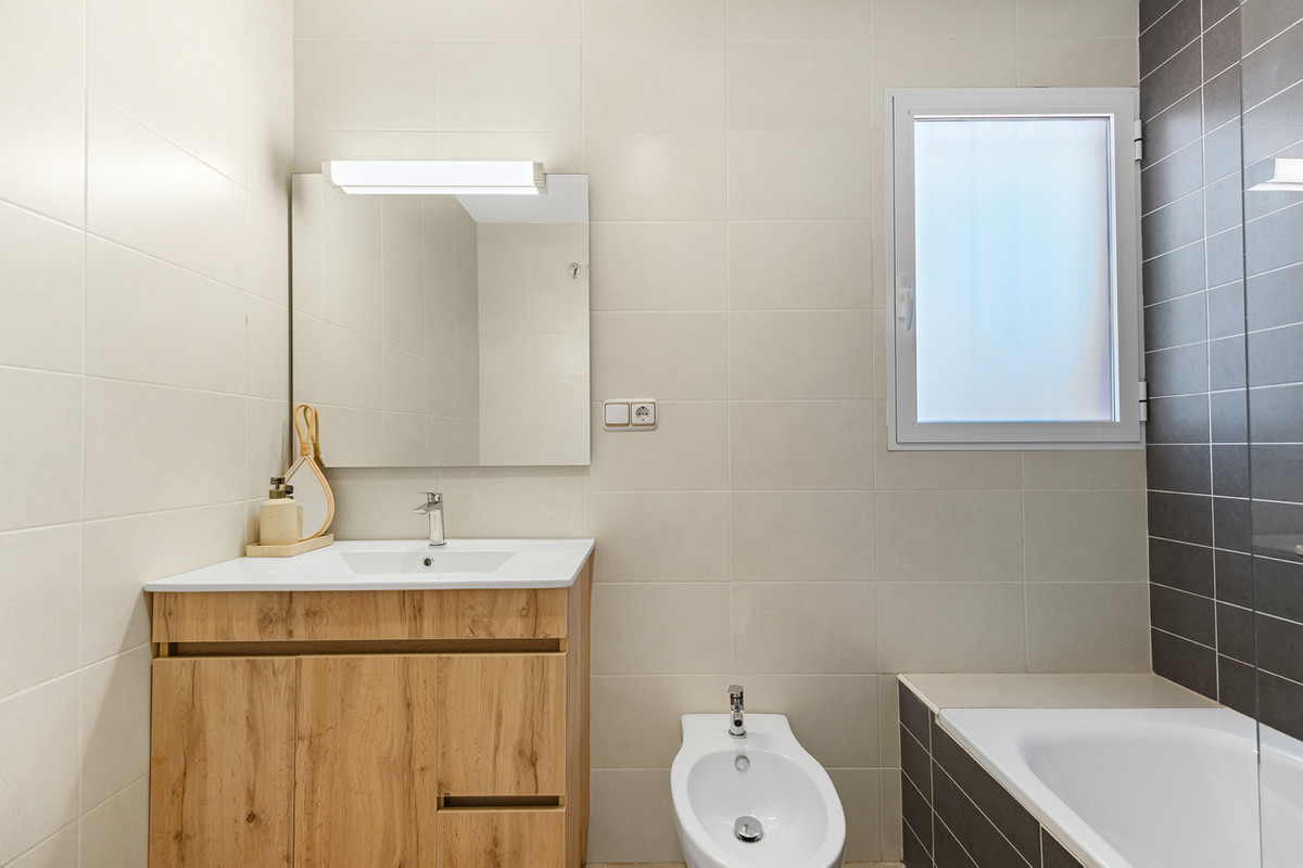 Appartement te koop in Cabo Roig | 1 slaapkamers H5126254