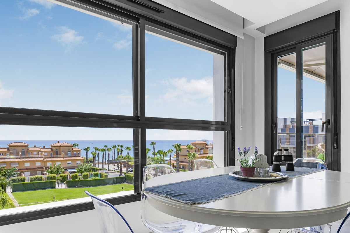 Penthouse te koop in Cabo Roig | 3 slaapkamers H5250550