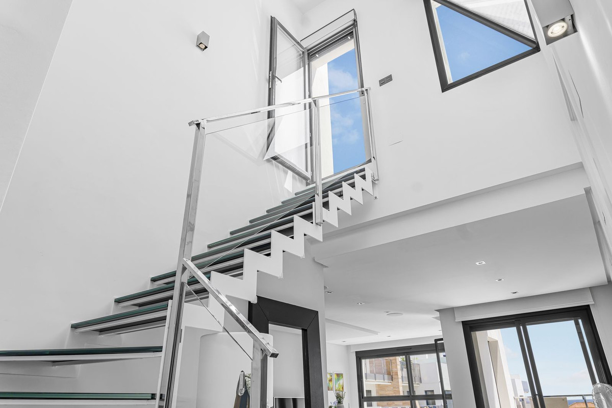 Penthouse te koop in Cabo Roig | 3 slaapkamers H5250550