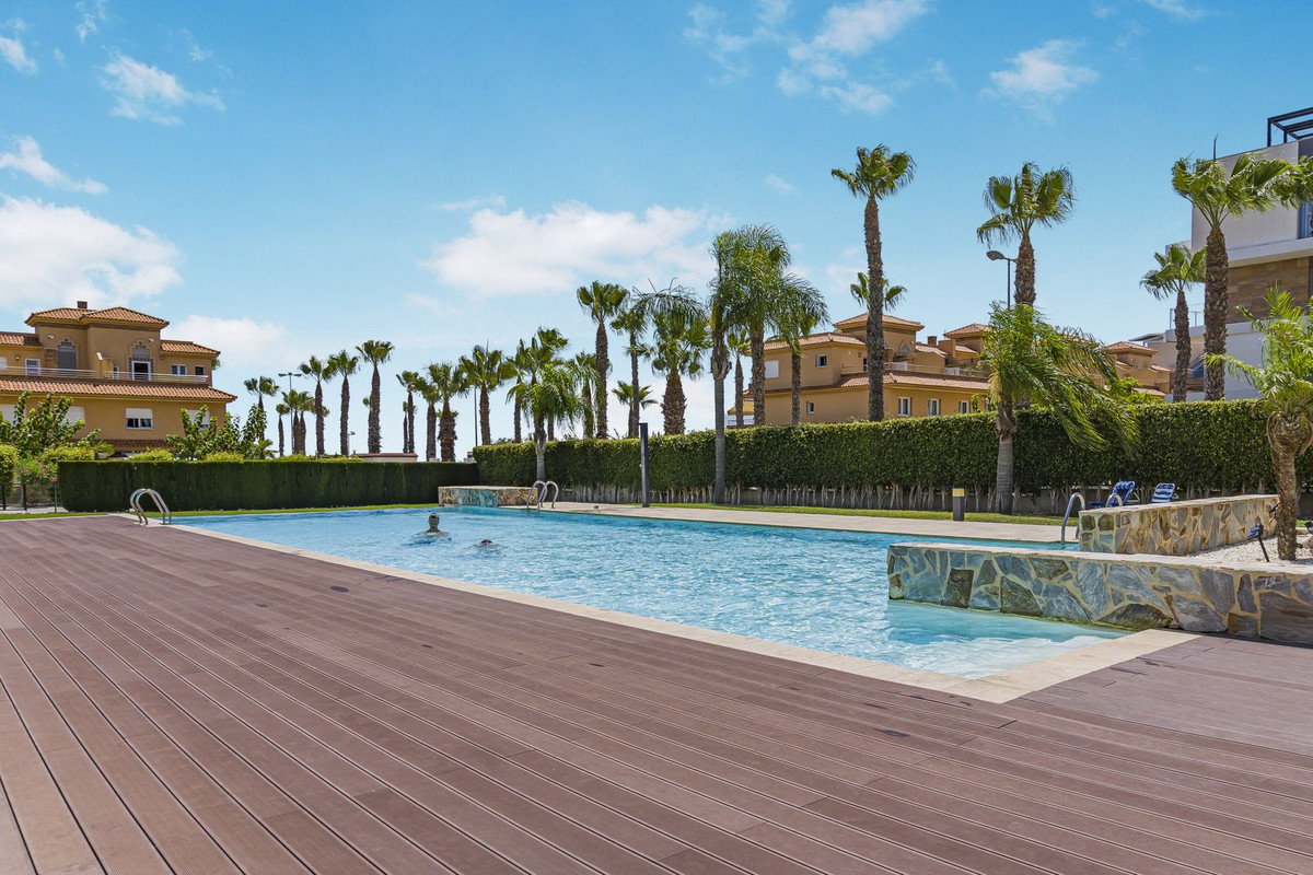 Penthouse te koop in Cabo Roig | 3 slaapkamers H5250550