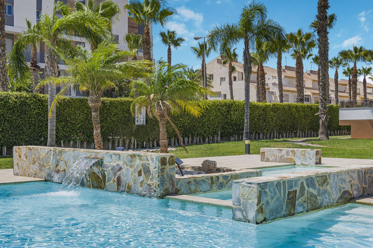 Penthouse te koop in Cabo Roig | 3 slaapkamers H5250550