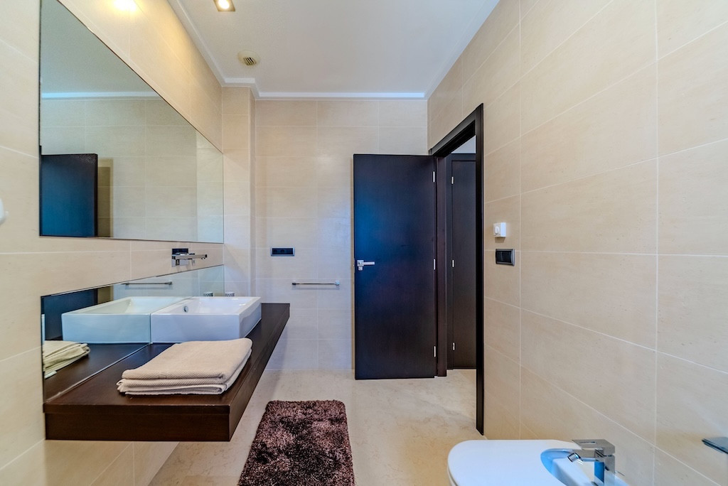 Property main view 44