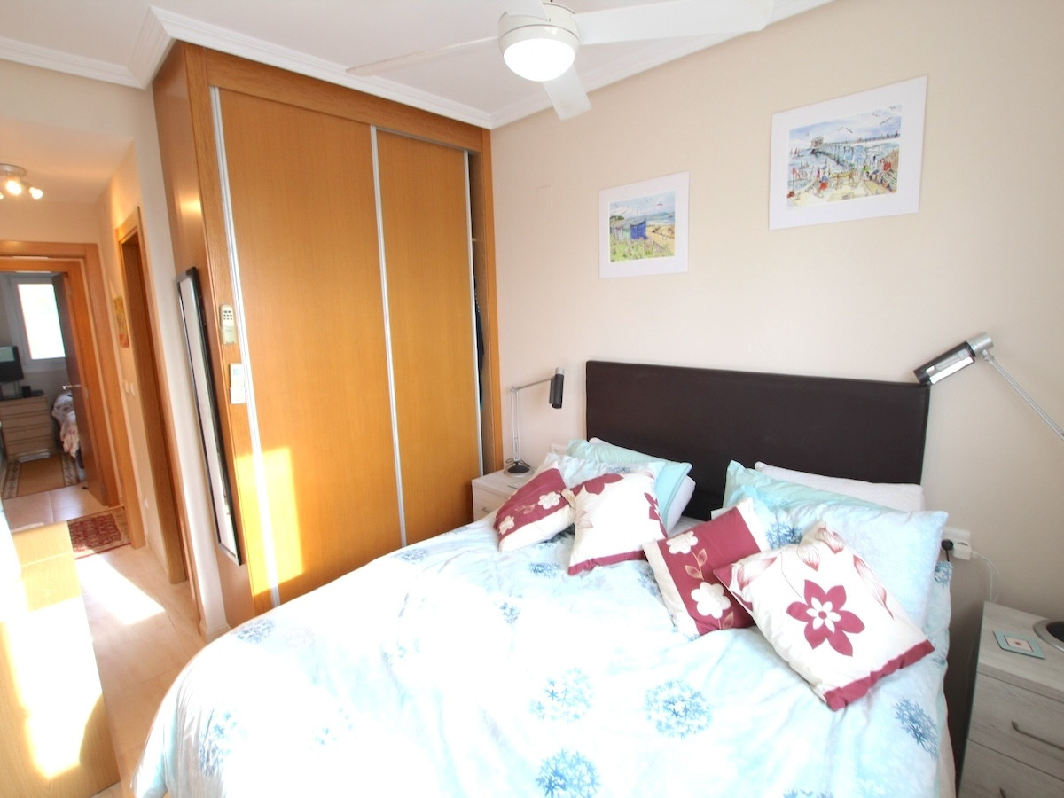 Appartement te koop in Cabo Roig | 2 slaapkamers H5297860