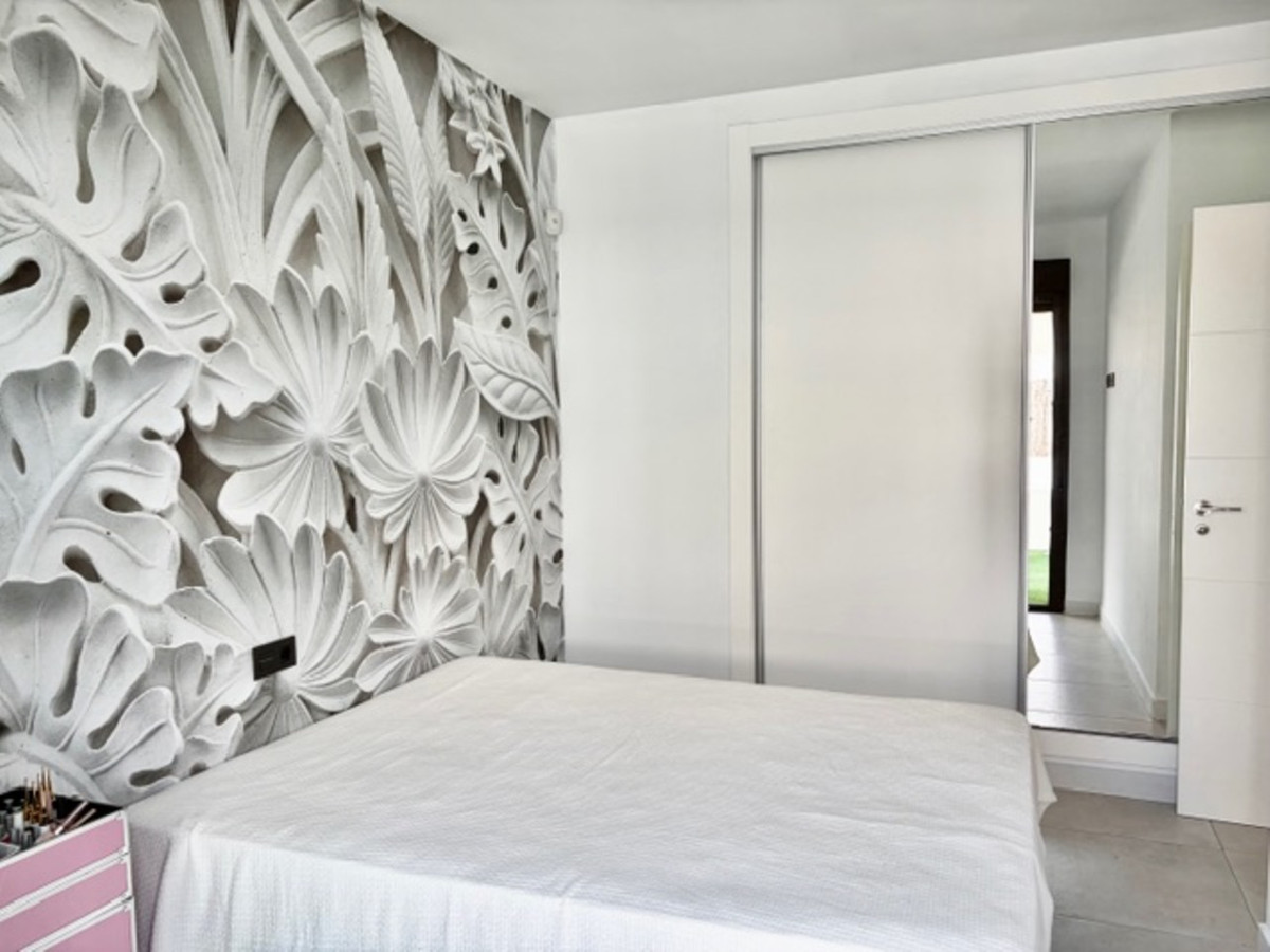 Appartement te koop in Cabo Roig | 3 slaapkamers H5318071