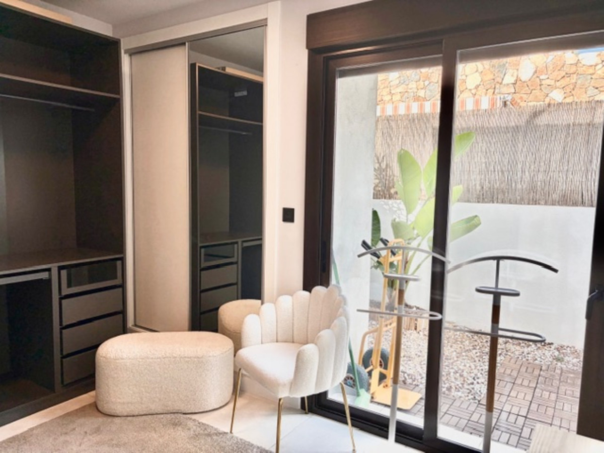 Appartement te koop in Cabo Roig | 3 slaapkamers H5318071