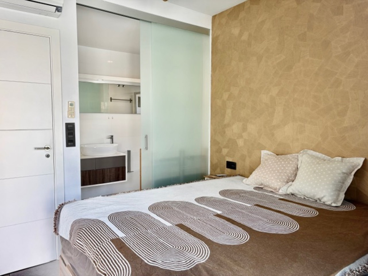 Appartement te koop in Cabo Roig | 3 slaapkamers H5318071