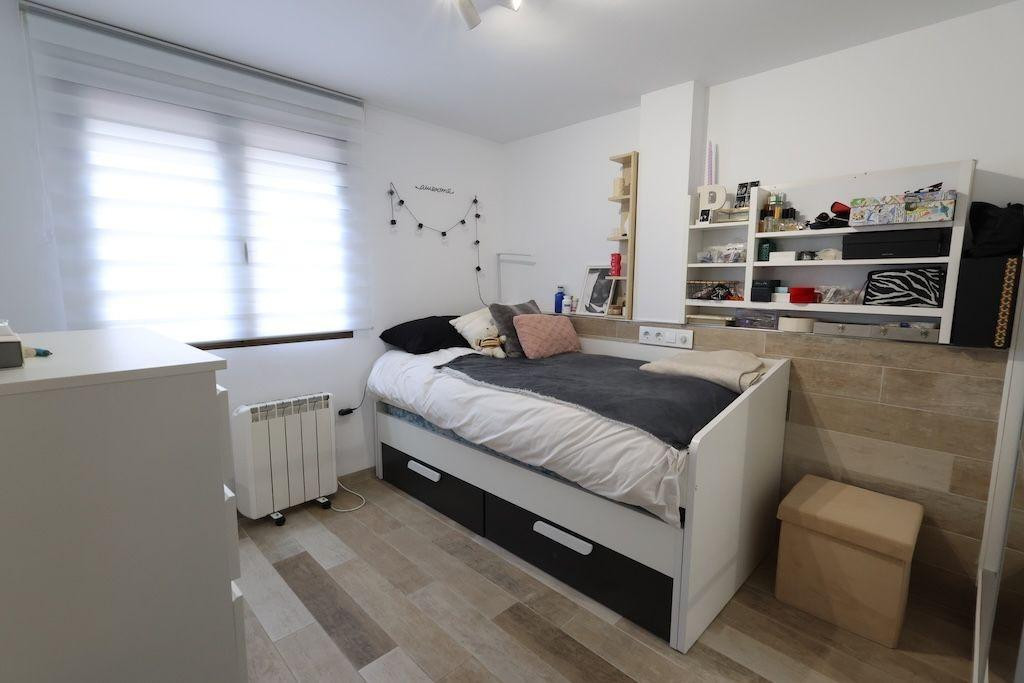 Duplex te koop in Cabo Roig | 4 slaapkamers H5330071